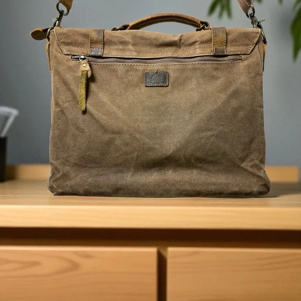 TSD Stylish Brown Leather Messenger Bag
